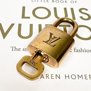 Louis Vuitton #318 Gold Brass Lock & Key Charm Clochette Set 🔐